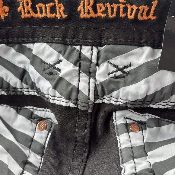 NWT Rock Revival Elios Men’s Black Shorts Size 42/ 14 1/2” inseam - Picture 8 of 9